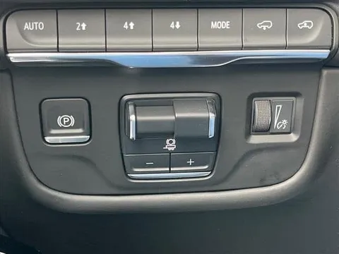 New Cadillac Escalade 6.2L Sport Platinum 2025