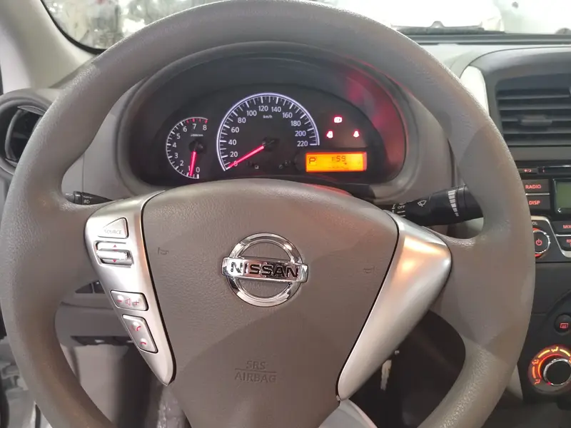 Nissan Sunny 2024