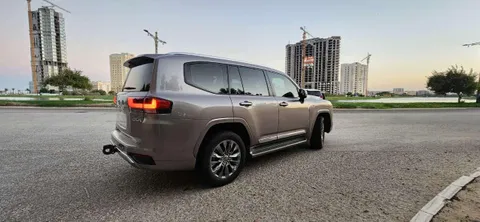 Discover undefined undefined Exterior Interior Images.Find all aspects and details of cars.