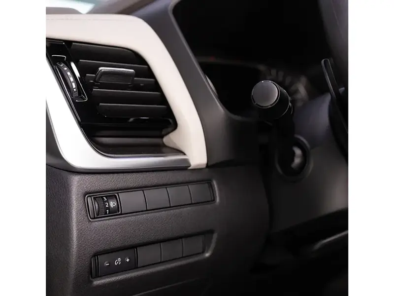 Nissan X-Trail 2025
