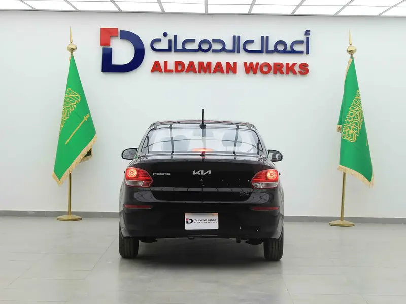 Discover undefined undefined Exterior Interior Images.Find all aspects and details of cars.