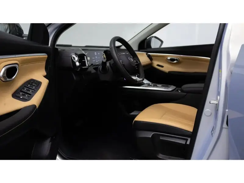 Discover undefined undefined Exterior Interior Images.Find all aspects and details of cars.