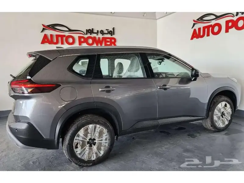 Discover undefined undefined Exterior Interior Images.Find all aspects and details of cars.
