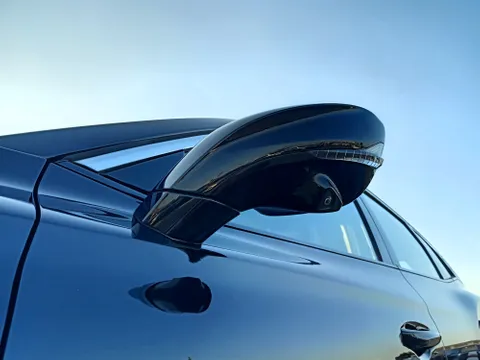 Discover undefined undefined Exterior Interior Images.Find all aspects and details of cars.
