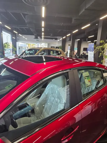 Discover undefined undefined Exterior Interior Images.Find all aspects and details of cars.