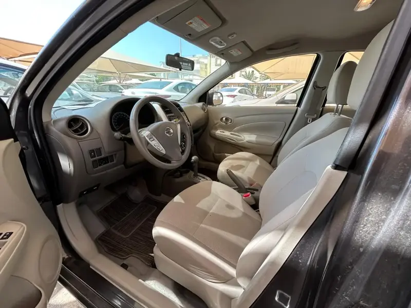 Nissan Sunny 2021