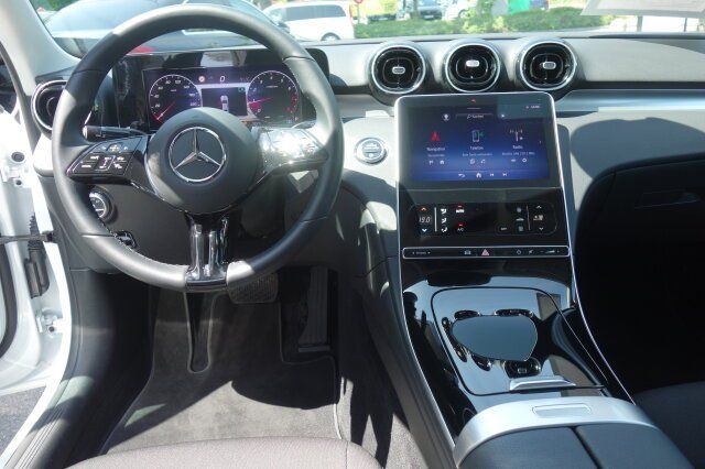 مرسيدس بنز C Class 2023