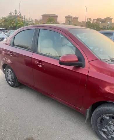Chevrolet Aveo 1.5L A/T High Line 2013