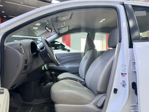 Nissan Sunny 1.5L SV 2022