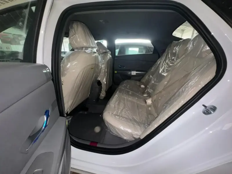 Hyundai Elantra 2025