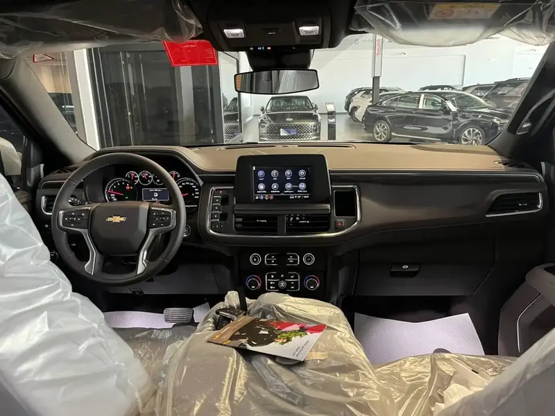 Discover undefined undefined Exterior Interior Images.Find all aspects and details of cars.
