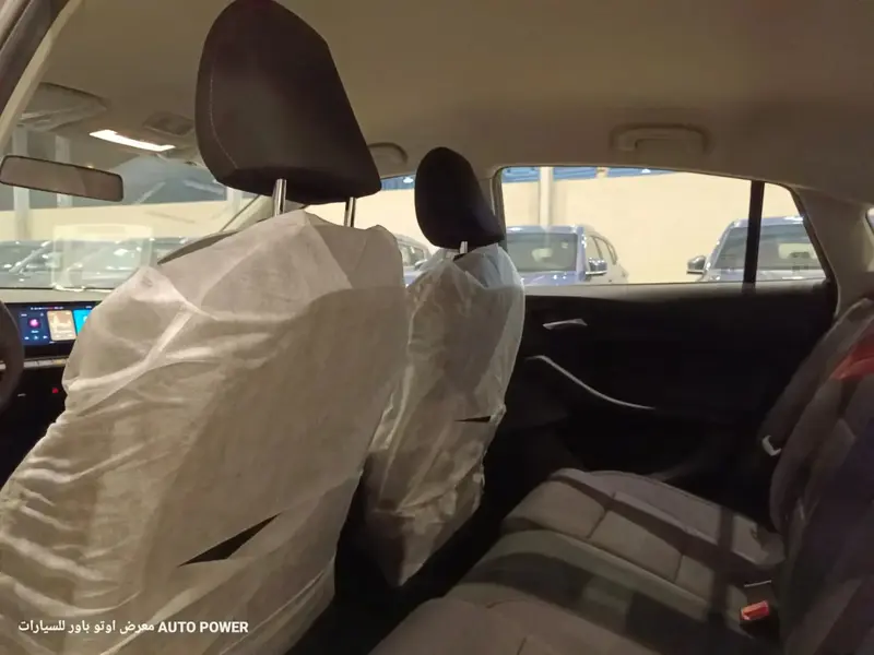 Discover undefined undefined Exterior Interior Images.Find all aspects and details of cars.