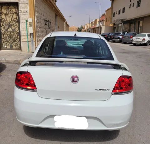 Discover undefined undefined Exterior Interior Images.Find all aspects and details of cars.