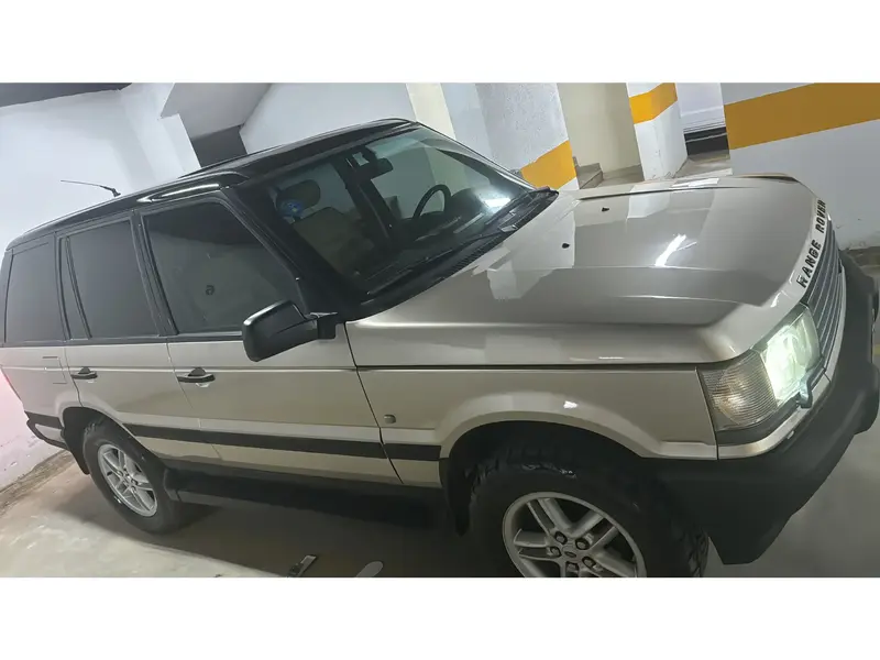 Land Rover Defender 2001