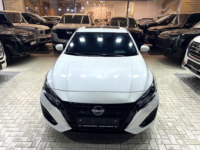Nissan Altima 2025
