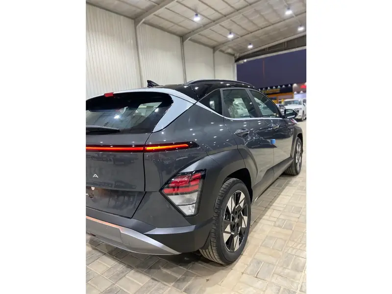 Hyundai Kona 2025
