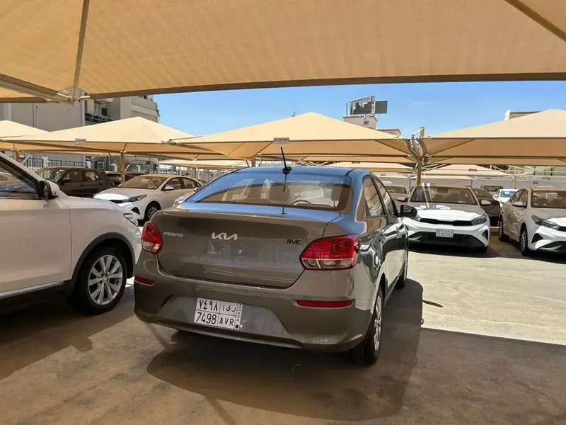 KIA Pegas 2025