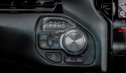 Discover undefined undefined Exterior Interior Images.Find all aspects and details of cars.