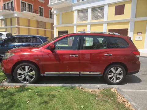 Nissan Pathfinder 2014