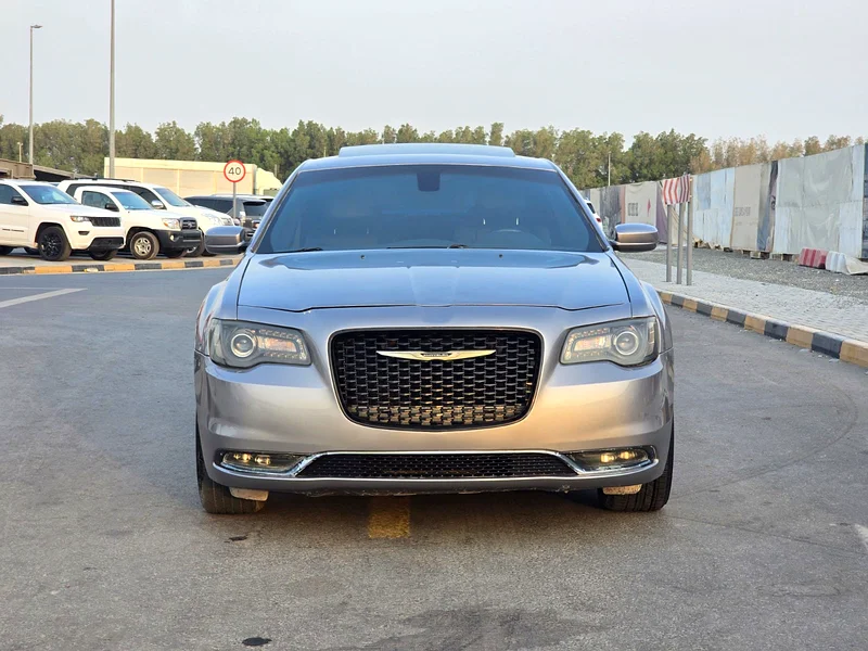 Chrysler 300 2017