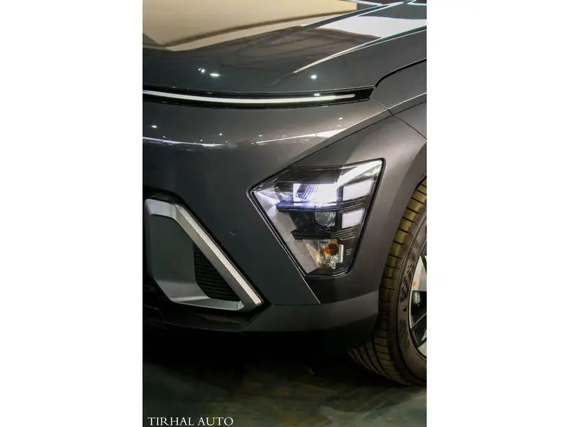 Discover undefined undefined Exterior Interior Images.Find all aspects and details of cars.