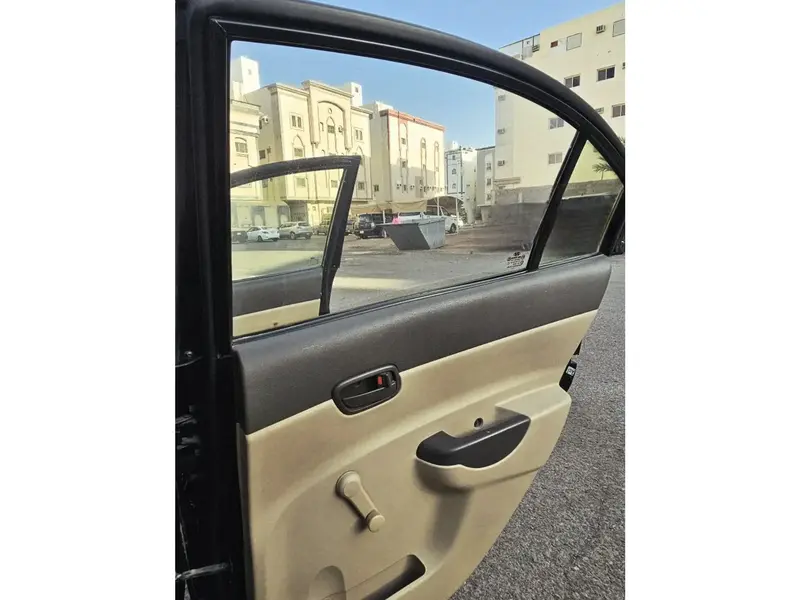 Hyundai Accent 2010