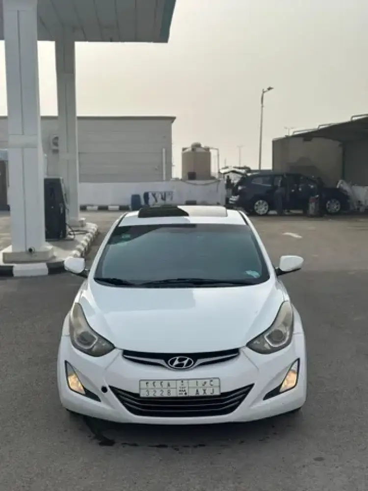 hyundai hyundai-elantra image Hyundai Elantra 2015