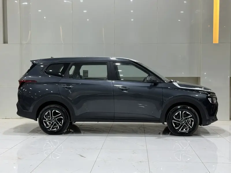 KIA Carens 2024
