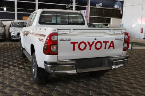 New Toyota Hilux 2.8L S GLX Double Cab DSL 4x4 2024