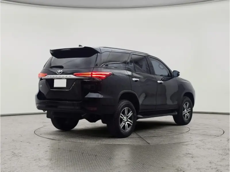 Toyota Fortuner 2024