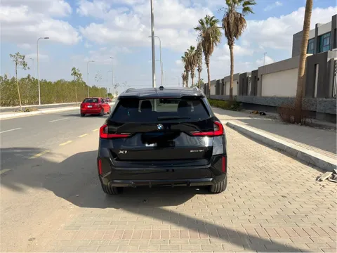 Discover undefined undefined Exterior Interior Images.Find all aspects and details of cars.