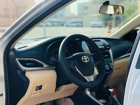 Discover undefined undefined Exterior Interior Images.Find all aspects and details of cars.
