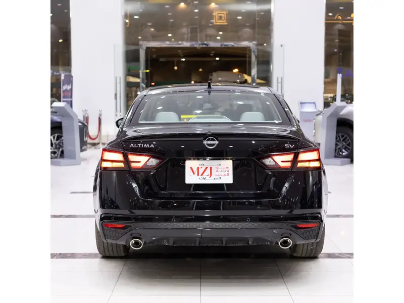 Nissan Altima 2025