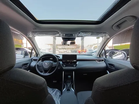 Discover undefined undefined Exterior Interior Images.Find all aspects and details of cars.
