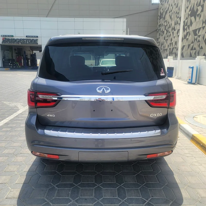 Infiniti QX80 2021