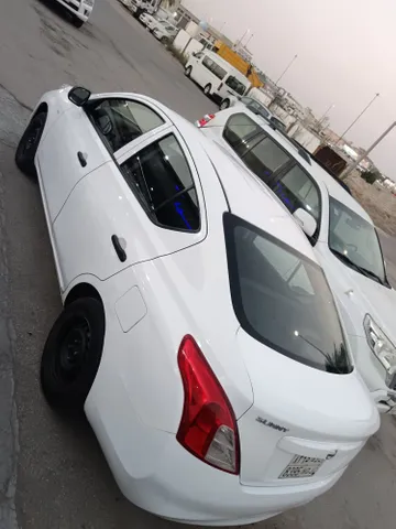 Discover undefined undefined Exterior Interior Images.Find all aspects and details of cars.