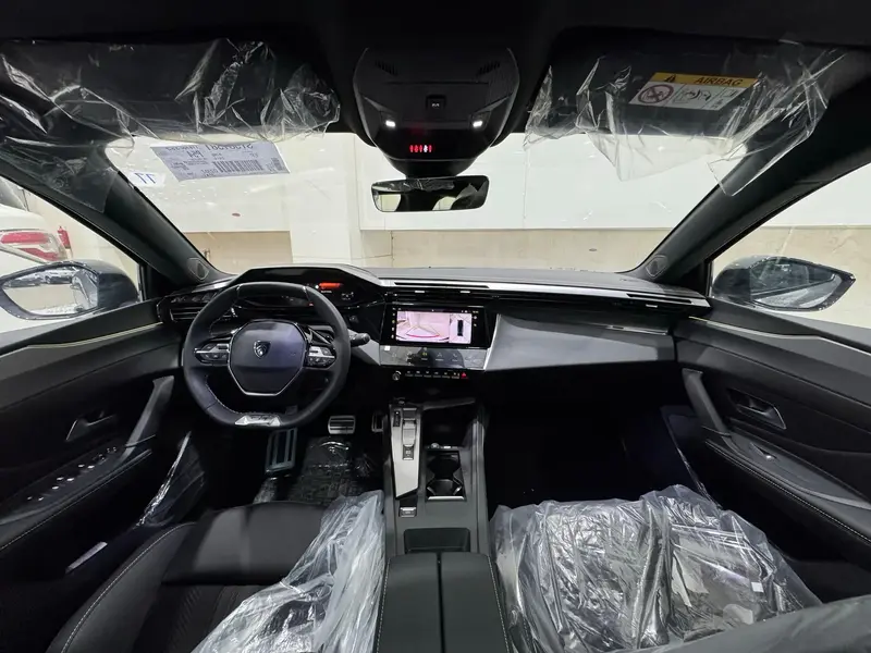 Peugeot 408 2025