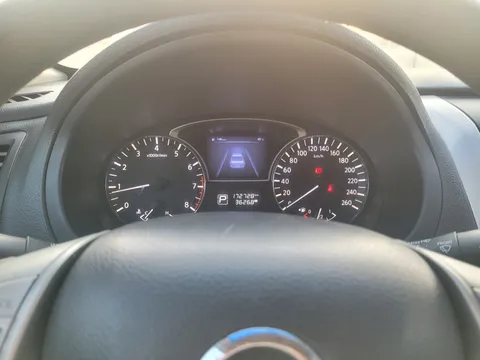 Nissan Altima 2.5 SV 2014