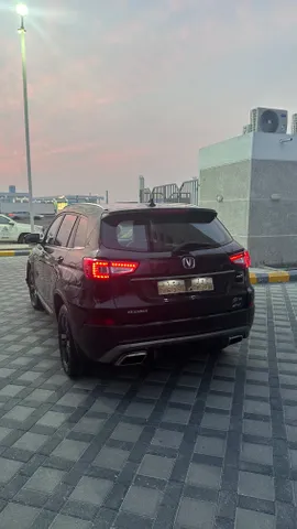 Discover undefined undefined Exterior Interior Images.Find all aspects and details of cars.