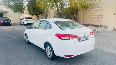 Toyota Yaris 1.5L STD (CVT) 2021