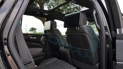 New Cadillac Escalade 6.2L Sport Platinum   2023