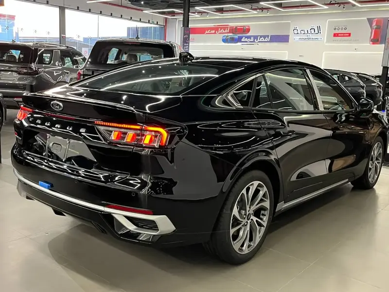 Ford Taurus 2025