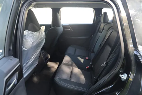 New Mitsubishi Outlander 2.5L GLX Mid Line 2024