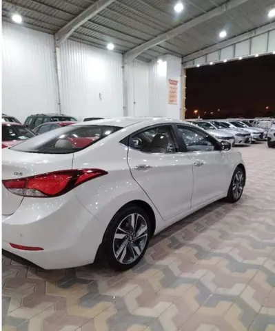 Discover undefined undefined Exterior Interior Images.Find all aspects and details of cars.