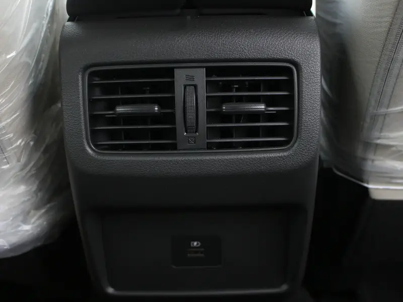 Nissan X-Trail 2025