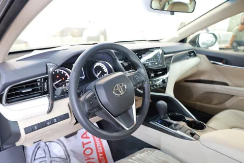 New Toyota Camry 2.5L LE 204 HP 2024