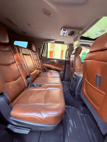 Cadillac Escalade 6.2L Platinum 2016