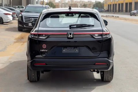 Discover undefined undefined Exterior Interior Images.Find all aspects and details of cars.
