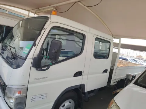 Mitsubishi Canter 2016