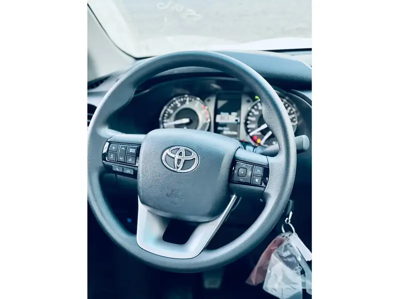 Toyota Hilux 2025